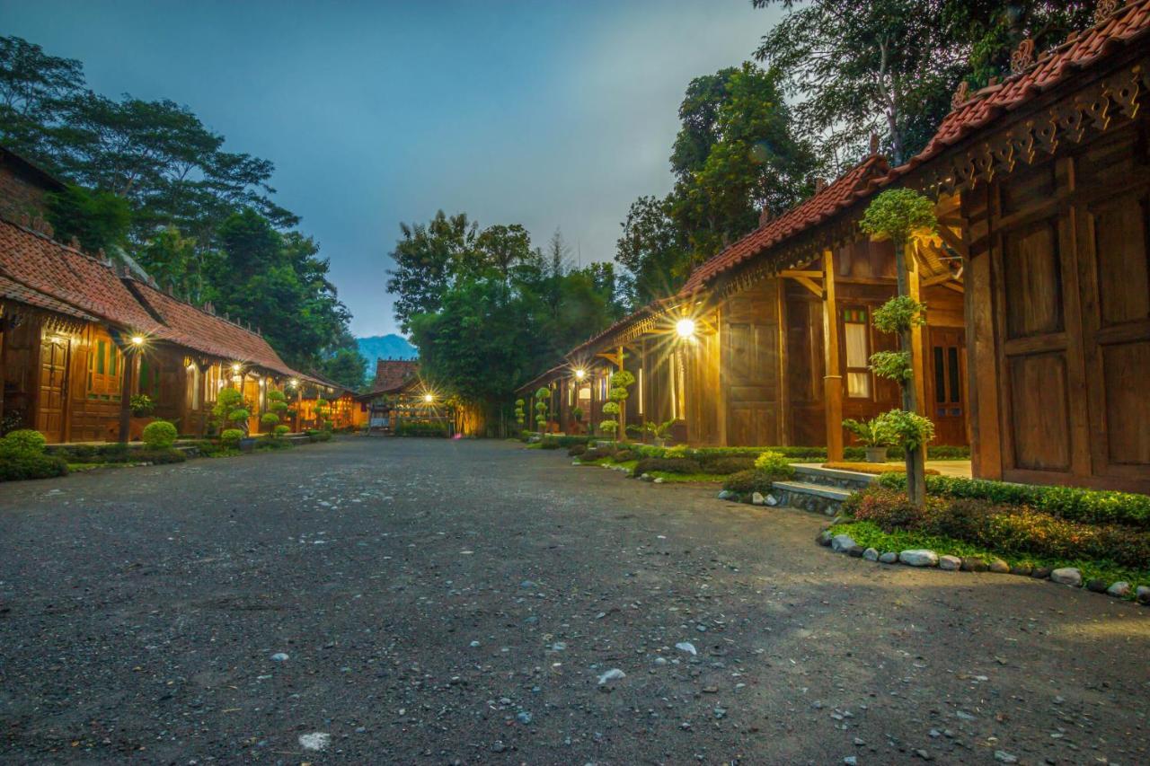 The Omah Borobudur Magelang Extérieur photo