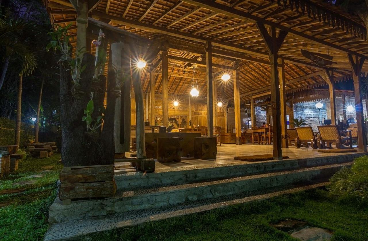 The Omah Borobudur Magelang Extérieur photo